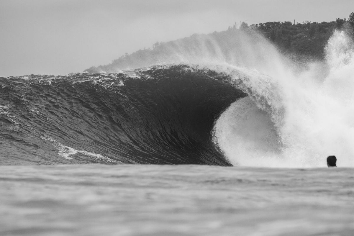 CraigBrokensha's tweet photo. Two weekends ago one of the largest, cleanest swells in a while impacted the Sydney region.
It awoke one the heaviest slabs in the country, with yours truly hitting the water to capture these images. A full gallery can be found linked below. #Deadmans
https://t.co/uePHwPfDDx https://t.co/iUGwEHcyjA