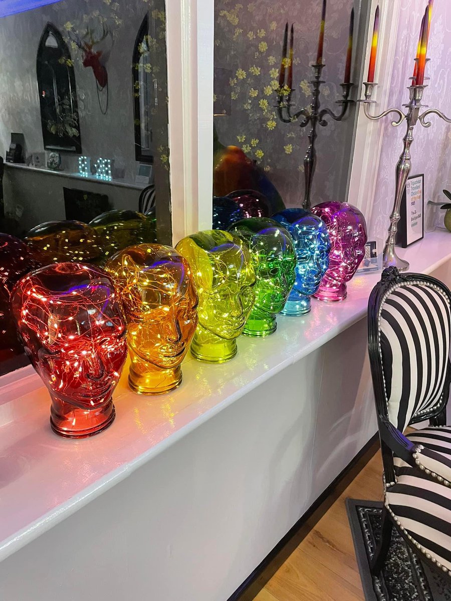 Catherine Price tweet media