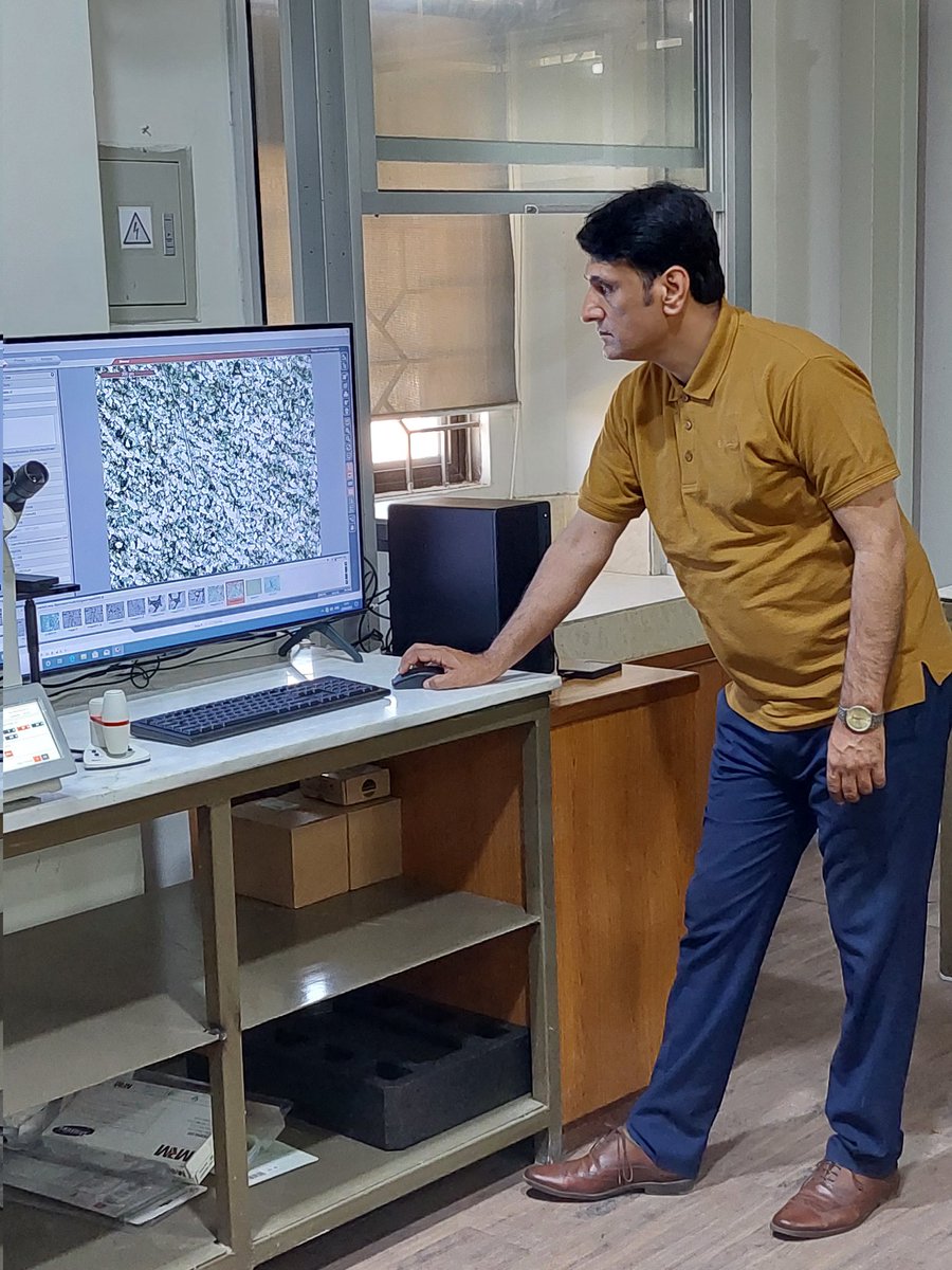 ahsanhaider13's tweet photo. Installation of #LIBS , #DM6M and #DMi8 of @LeicaMicro
#Industry #metalography #leicamicrosystem #leica #Invertedmicroscope #upright #medicalimaginganalysis https://t.co/7nvrr9pnbZ