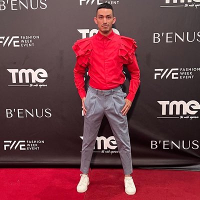 #NewProfilePic #redcarpet #themodelexperience #lafashionweek #fashion #model #LosAngeles #FashionWeek #fashion #expressmen #orttu #christianlouboutin <a href="/LouboutinWorld/">Christian Louboutin</a>  <a href="/ORTTU_Official/">ORTTU</a>