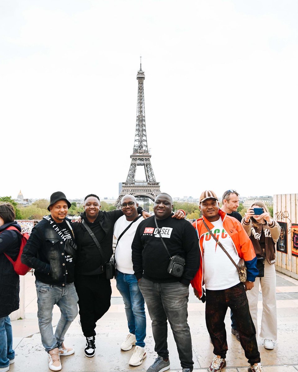 stan___sa's tweet photo. Had a great time in #Paris with the broers https://t.co/E3HkE064fx