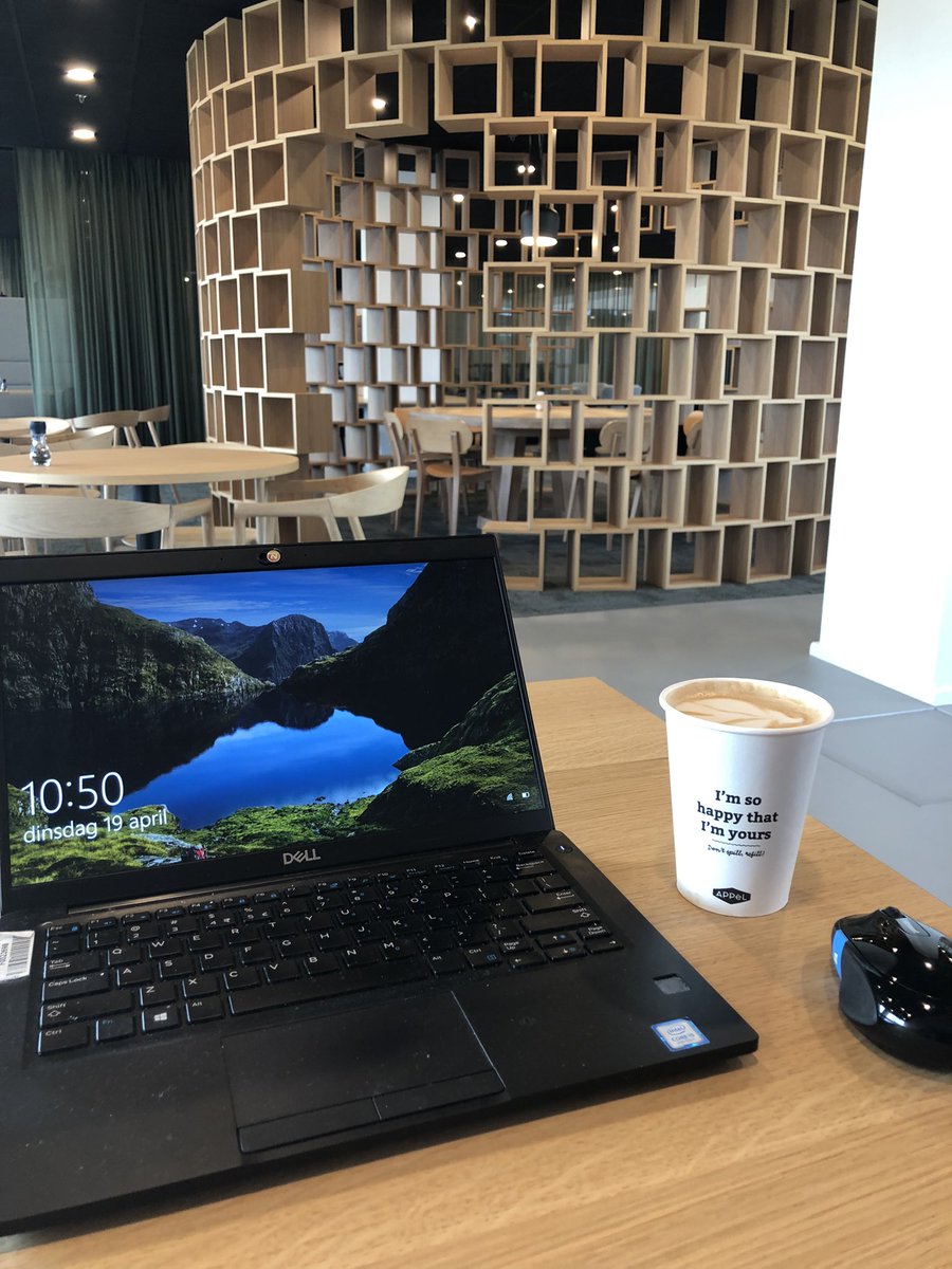 Susanne_Meijer's tweet photo. Dagje office @nn_nederland Den Haag #workingatnn #werkenbijnn #youmatter https://t.co/QYdGtxBnVb