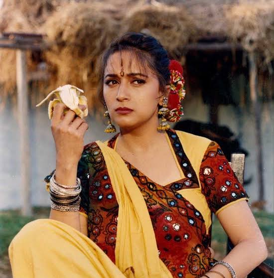 Anubhav99204909's tweet photo. The Screen Goddess โคโจ
@MadhuriDixit #MadhuriDixit #25yearsofkoyla https://t.co/ZqYQosxBsH