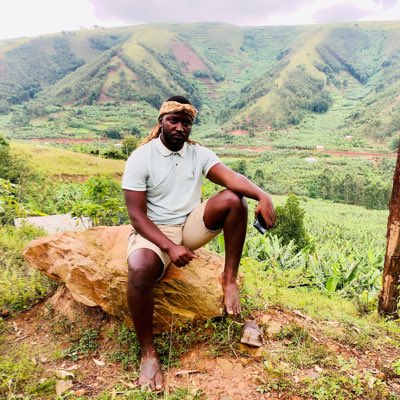 OriginalAyamba's tweet photo. #NewProfilePic https://t.co/c5qb9XP9mZ