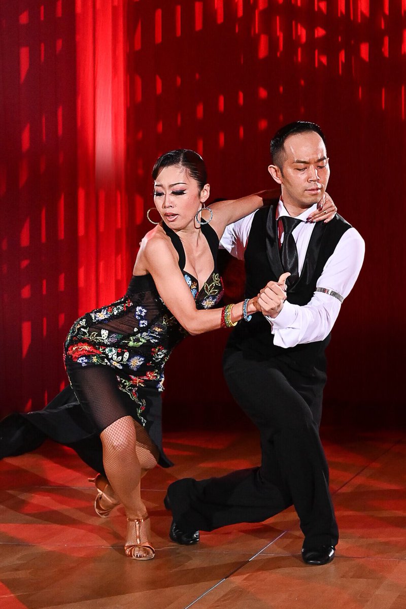 socialdance_npo's tweet photo. 5/3の目玉コンテンツの1つ、トッププロショー♪
デモンストレーターはこちらの2組です！

ラテンアメリカン
瀬古薫希(@masaki_seko )・瀬古知愛組
元全日本チャンピオンの2人が魅せるラテンダンスの世界
必見です！

#0503親交会
#社交ダンス 
↓ https://t.co/X8PlFg6vDe