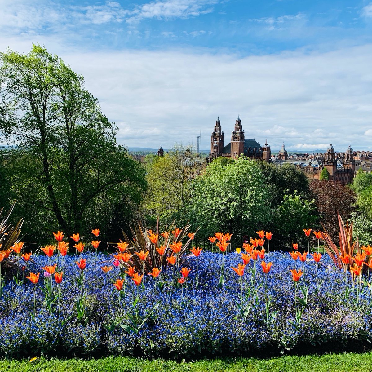 University of Glasgow (@uofglasgow) on Twitter photo UofG looking beautiful in the Spring sunshine!🌞🌸
Thanks to our gardening team <a href="/UofGEstates/">UofG Estates</a> for their incredible work on campus. 🙏
📷Photos by <a href="/siming_zuo/">Dr Siming Zuo</a> UofG looking beautiful in the Spring sunshine!🌞🌸
Thanks to our gardening team <a href="/UofGEstates/">UofG Estates</a> for their incredible work on campus. 🙏
📷Photos by <a href="/siming_zuo/">Dr Siming Zuo</a>