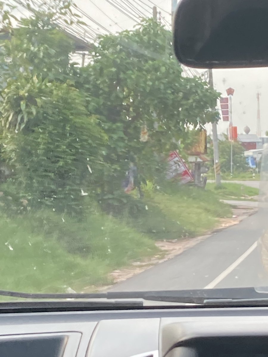 เช็ดกระจกบ้างนะ