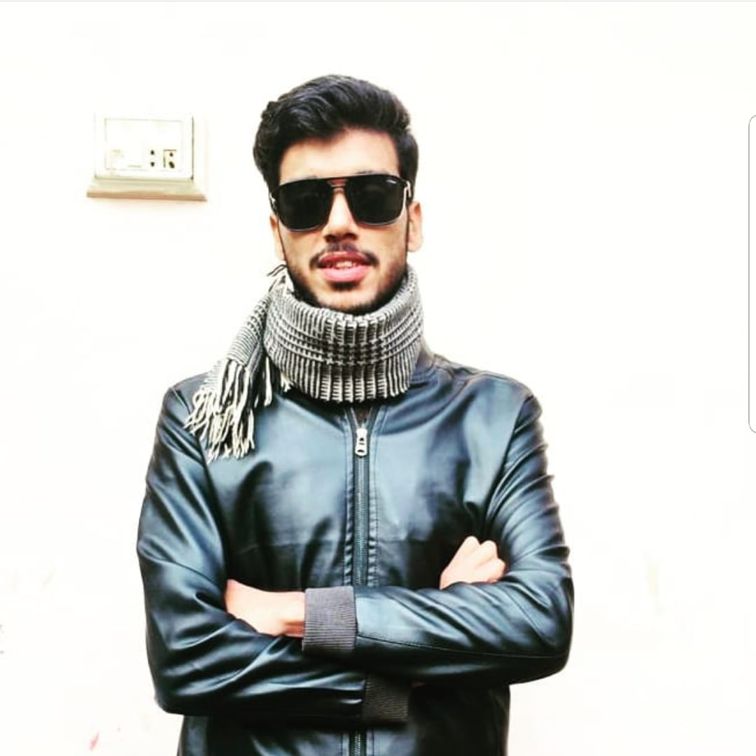 HunainAbro's tweet photo. #NewProfilePic https://t.co/5hU82LkXQO