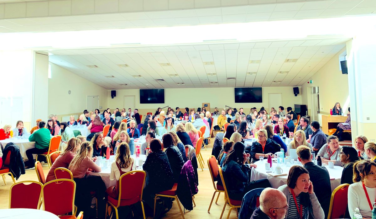 mrawolfe's tweet photo. Great to start the new term with teachers and leaders across @diocswellnott looking at our @CofE_Education vision for life in all its fullness -great to see so many Nottingham friends!
‘We flourish together not alone.’
Whatever the new term holds, remember it’s ‘we not me’ 👍 https://t.co/p9jTDPIhj3