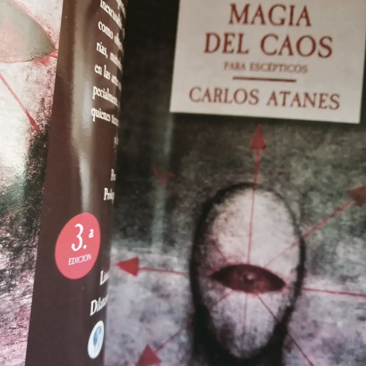 "Magia del caos para escépticos": Tercera edición

dilatandomenteseditorial.com/inicio/50-magi…