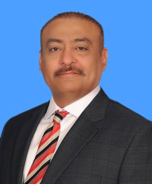 Jhagra's tweet photo. From Health Minister Dr. Faisal Sultan, to Abdul Qadir Patel. Truly, Welcome to Purana Pakistan!

#امپورٹڈ_حکومت_نامنظور https://t.co/1EGhACrMzI