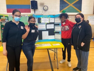 Csd7Bx's tweet photo. Middle School scientists share their love of science &amp; their brilliant experiments-from robo roach to weapons of germ destruction at our District 7 Science Celebration! Congrats to our winners @SBAAM296 @ms224bx @IS584Bx @APR298 PS/MS 31 &amp; MS/HS 223! See you @ the Bronx EXPO! https://t.co/i8ZbbmPmwS