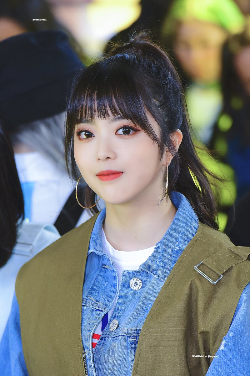 #HAPPYSUYEONDAY