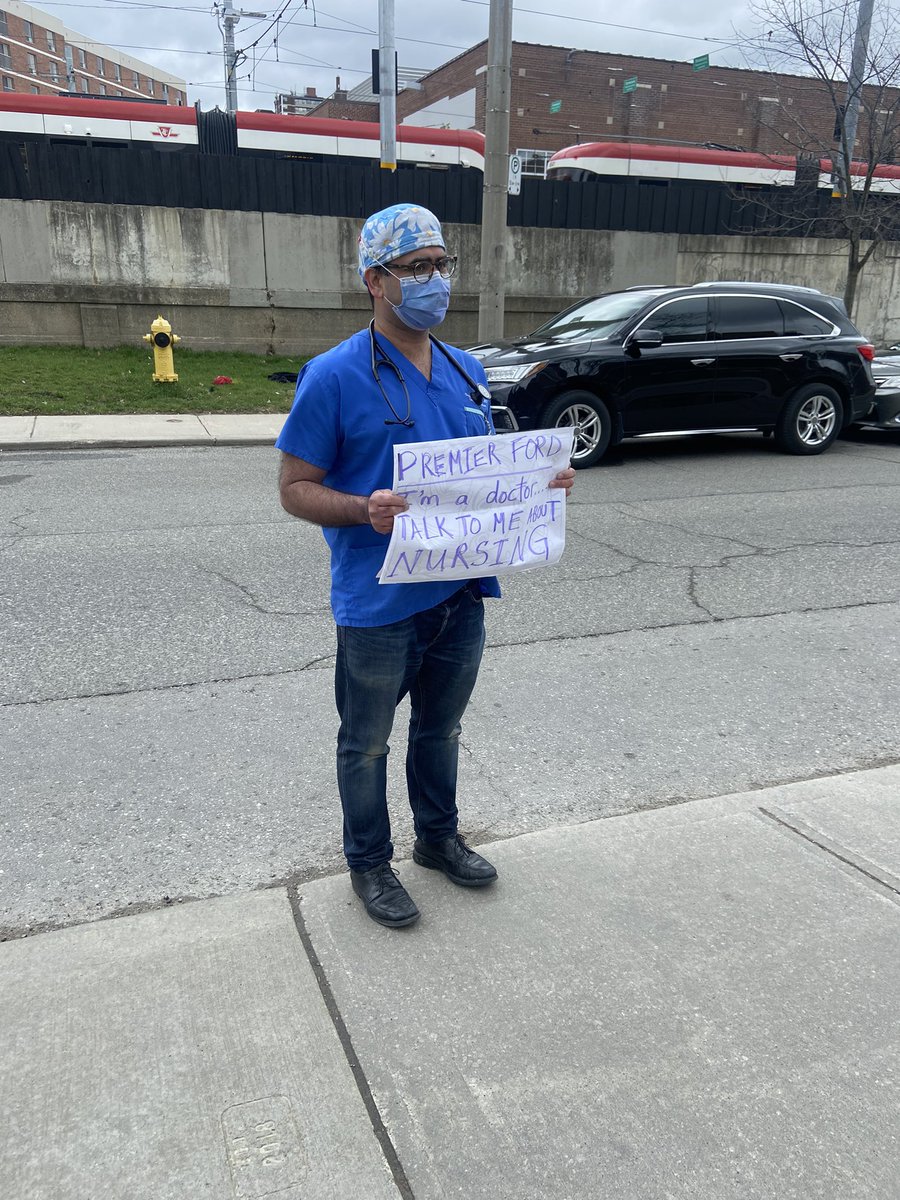 Outside St. Joseph’s Hospital in Toronto’s west end, where Minister Elliott is scheduled to speak now, emergency room doctor, Dr. Venugopal, wants to speak to Minister Elliott. “I work with nurses. Doctors didn’t need a pay raise.” Calls Bill 124 a slap in the face. #onpoli