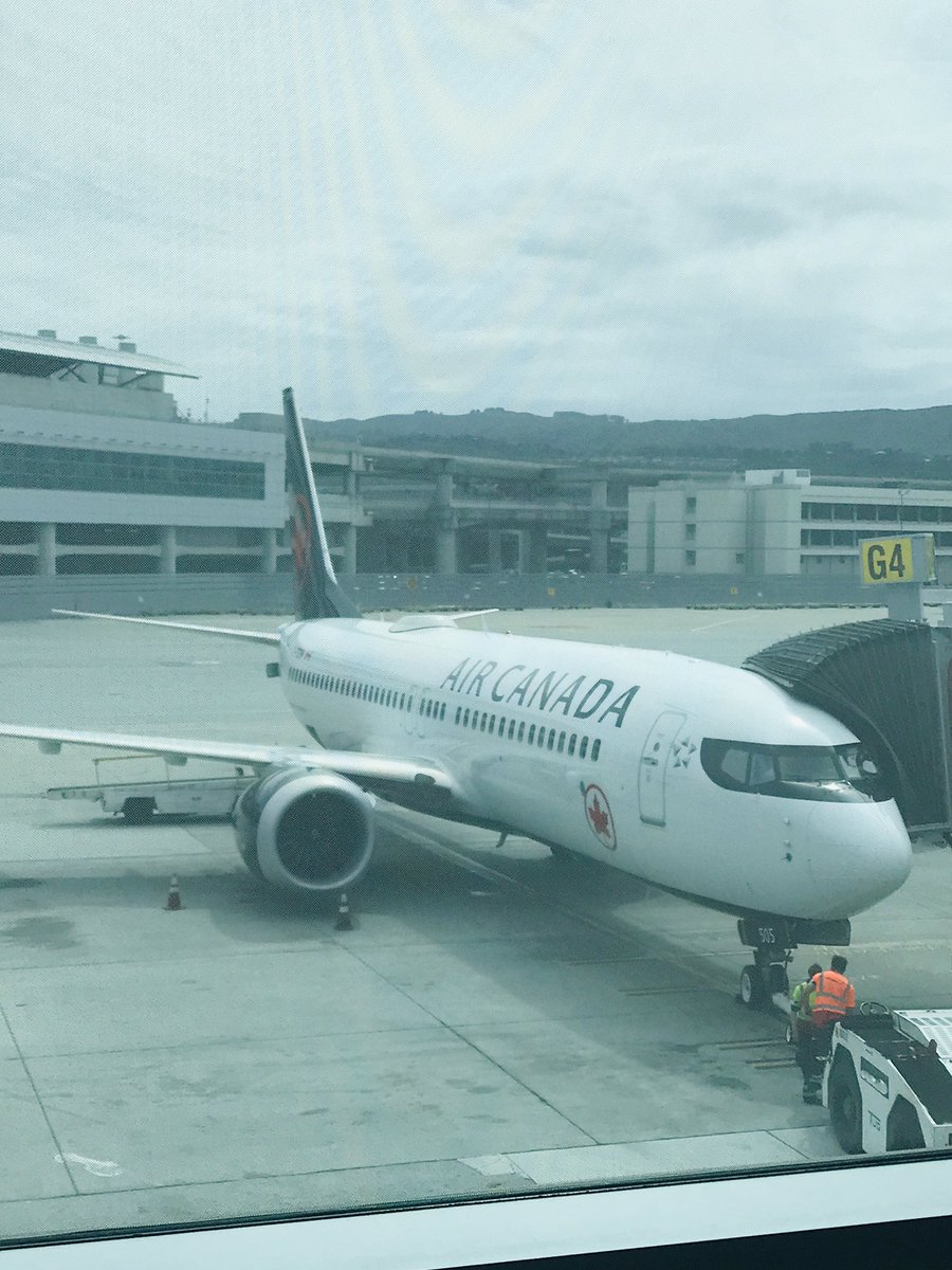 Elley_Ray's tweet photo. What is happening with @AirCanada no one is answering phones, baggage delays for four flights, no one at the gate to deplane? #frustrated #needmedication #CustomerService https://t.co/NGplctnkVO