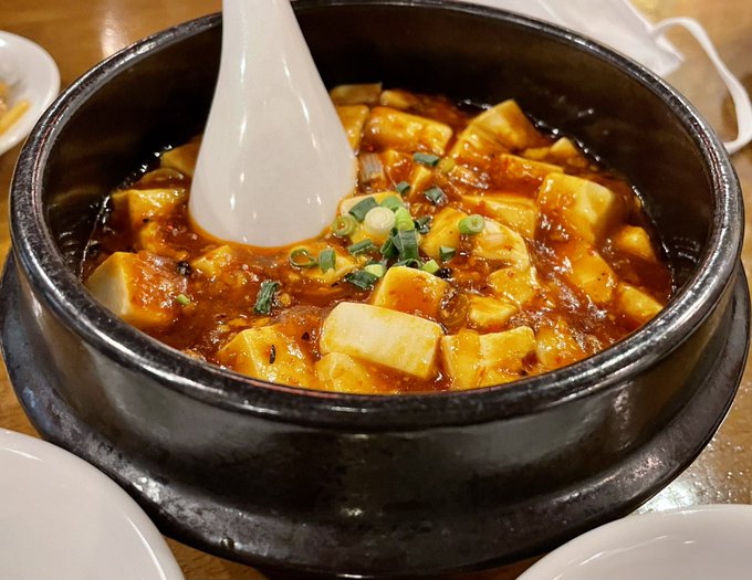 深夜だし飯テロしてもバレへんか…… 