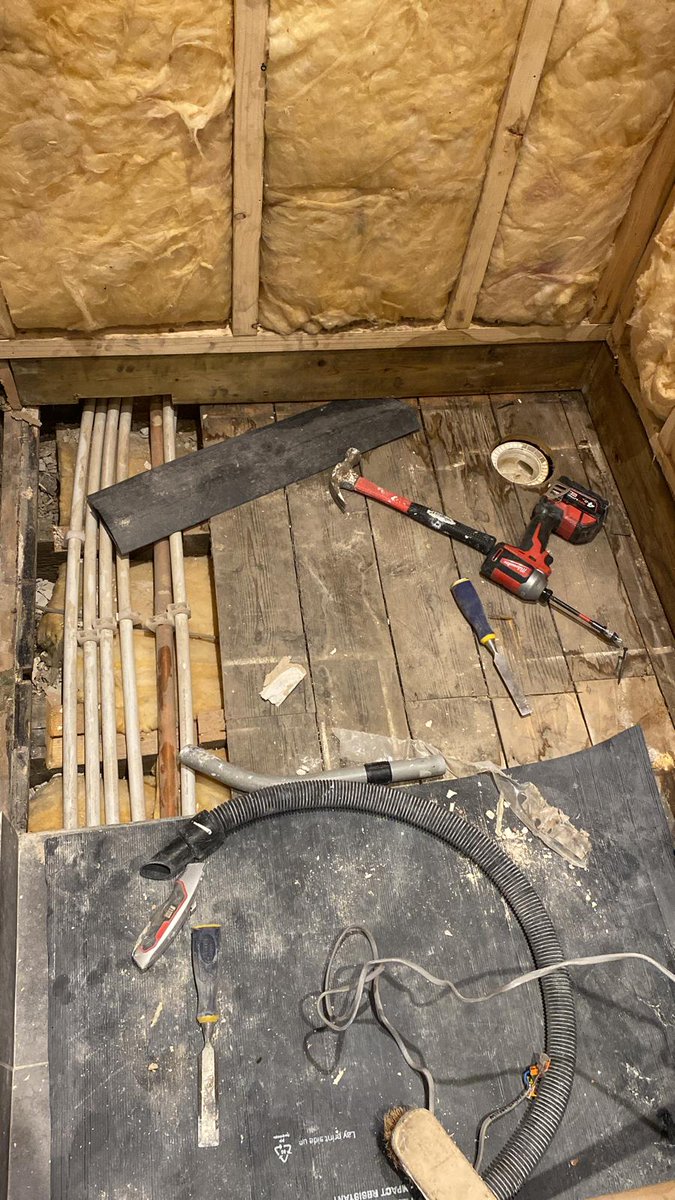deanthefordham's tweet photo. OMG What lies beneath 
The shower tray was like surfing on the ocean and check the condensate from the loft also who would choose to line the walls with MDF  #youcantgetquickerthanahalfwittfitter
#wtf #canofworms https://t.co/4z6a6Ab6Zl