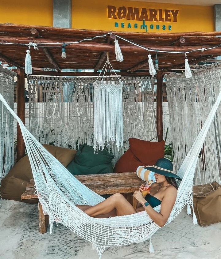 romarleybeach's tweet photo. Live a day full of experiences while enjoying a relax moment!

RፀMARLEYBEACሐOUSE⁣ ፀ - Sun ☀️ ⁣ ሐ -House 🏘

#RomarleyBeachHouse #PuertoMorelos #TheFivesOceanfront https://t.co/BbgV5YwtNx