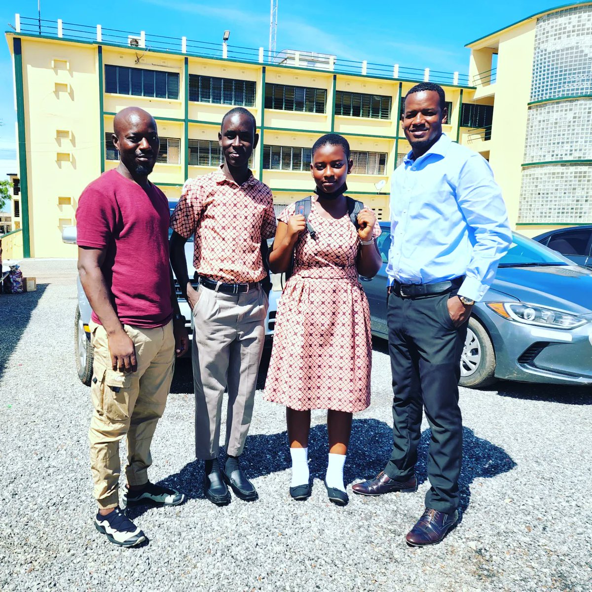 UmaruSanda's tweet photo. You remember the Sadia we saved from forced early marriage at age 13? She's made it to the prestigious Tema Secondary School. She'll excel here too.
She has a companion in my nephew and namesake who is the first member of my family to gain admission to Temasco since I did in 2003 https://t.co/LvDKyI7Tw7
