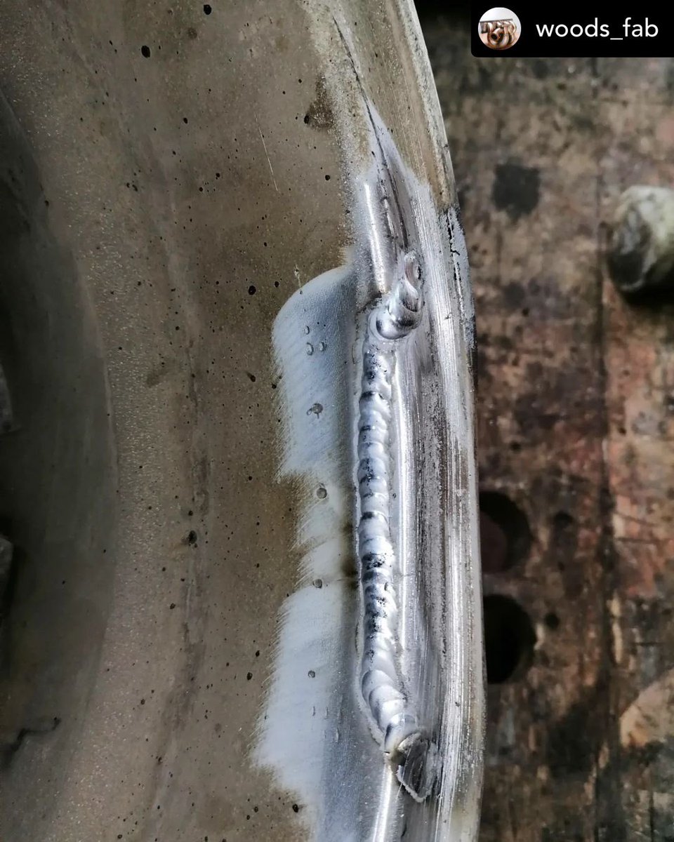 Parweldltd's tweet image. Nice alloy wheel repair from Ben here. That was a big old split &amp;amp; dent 💥 

📸: woods_fab (IG)

#AlloyWheelRepair #Parweld #PotHoleDamage #Fabrication