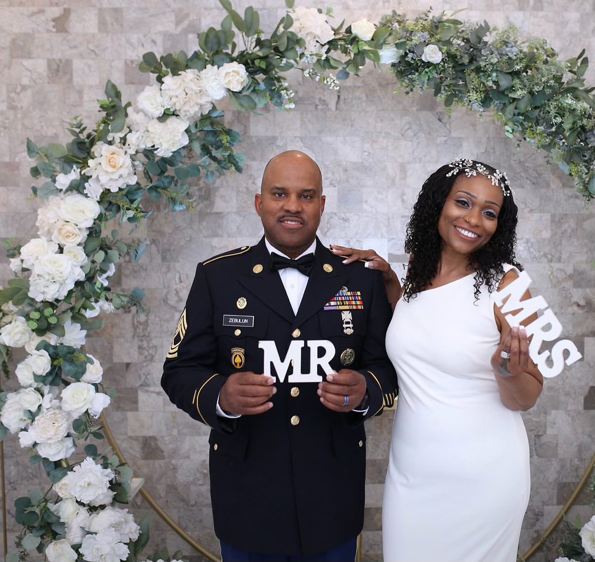 Soldierine's tweet photo. Yes, it’s official. I am married to my BOFA (Breath Of Fresh Air). 😘👸🏽👮🏽‍♂️ https://t.co/LW5hr6njty