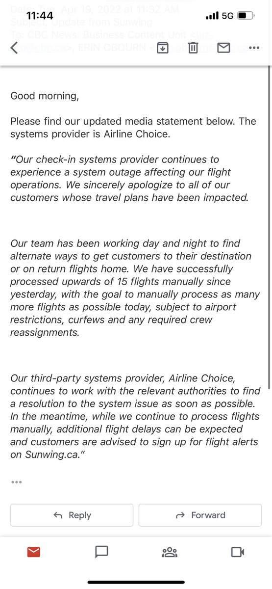chrisgloverCBC's tweet image. Latest update from #sunwing @SunwingVacay re: the technical issue affecting countless passengers. Additional flight delays anticipated… #cbcto #cbc #cbcnews