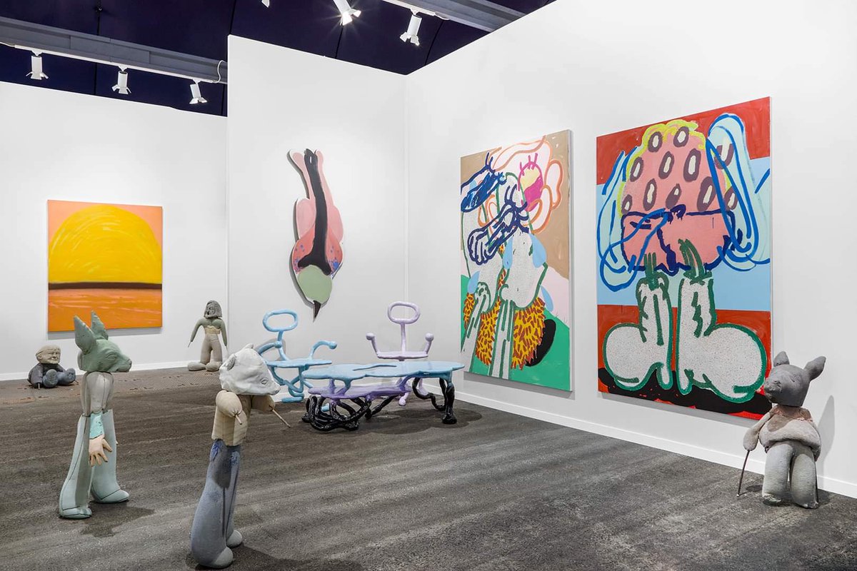 MarioPicardo's tweet photo. NOISY GARDEN 👉 Retour en images sur l'exposition de ma nouvelle série de peintures réalisée pour @ArtParisArtFair 💥

Un travail qui valorise ma culture pop et mes inspirations de comics, réalisé avec une technique de projection de paillettes de peinture polyuréthane 👀 https://t.co/3WaRwEooLk