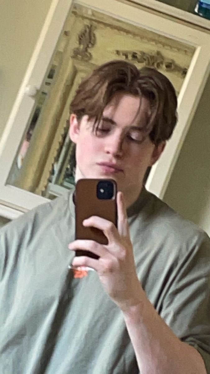 aridantesluvbot's tweet photo. i am now your daily kit connor picture supplier thank you https://t.co/IoGXFRUvDi