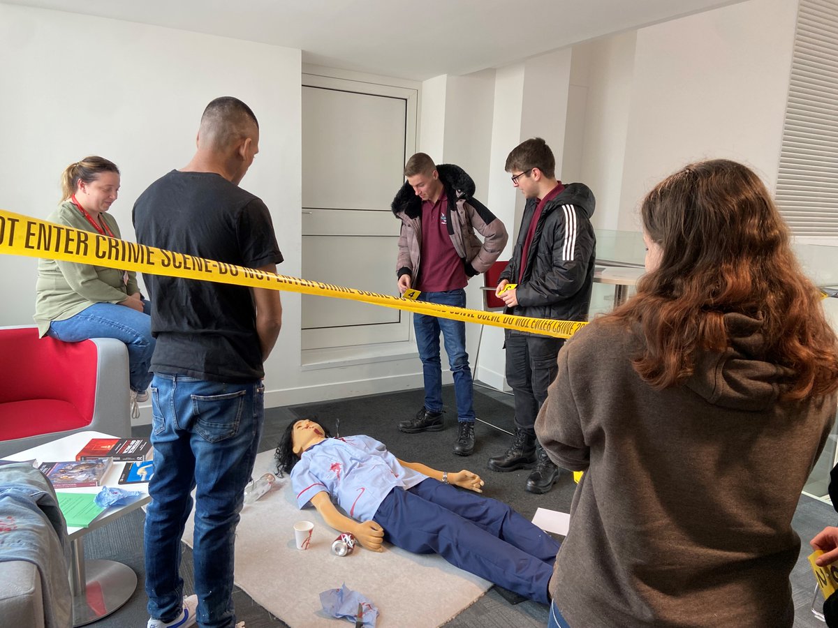 Check out our @Ports_Coll_UPS Uniformed Public Services students and @HighburyCollege Public Services students taking part in a joint Criminology Taster Morning. Thanks for inviting us <a href="/SolentUni/">Southampton Solent University</a>!
