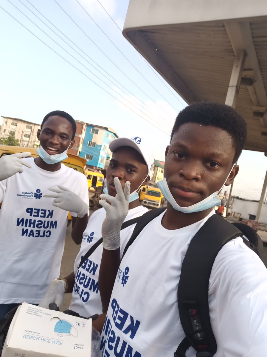 s_e_u_n_p_a_u_l's tweet photo. I volunteered for a community service program 'CLUM 1.0' which took place last week

#Cleanupmushin #communityservice https://t.co/2iUC2qKNDU