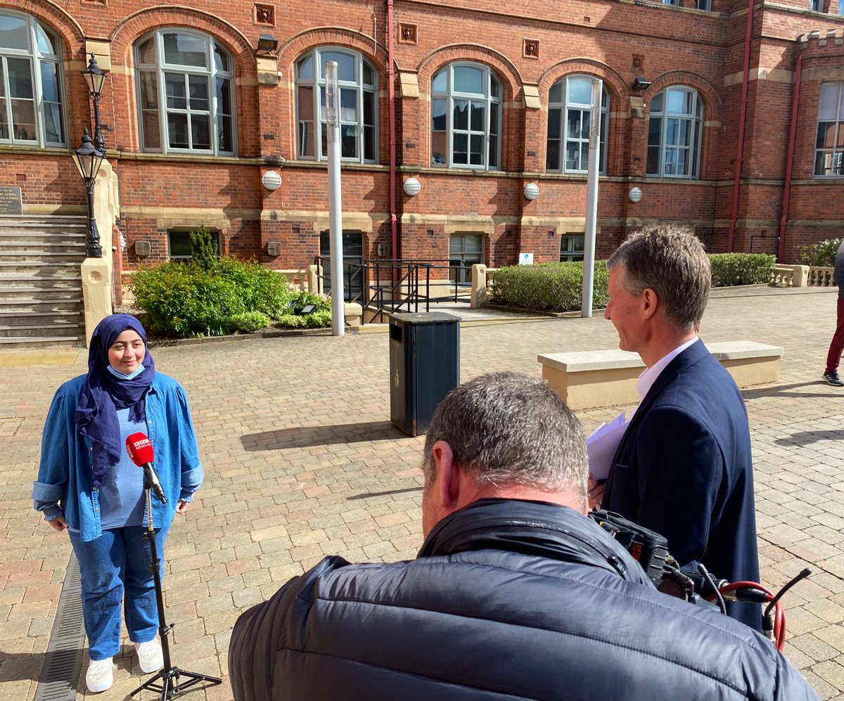 Many thanks to Robbie Meredith coming to Day 1 of our Easter school to highlight our hosting of revision GCSE Maths 🧮 & English 📚 classes. And of course our young spokesperson from All-Saints College🧕.