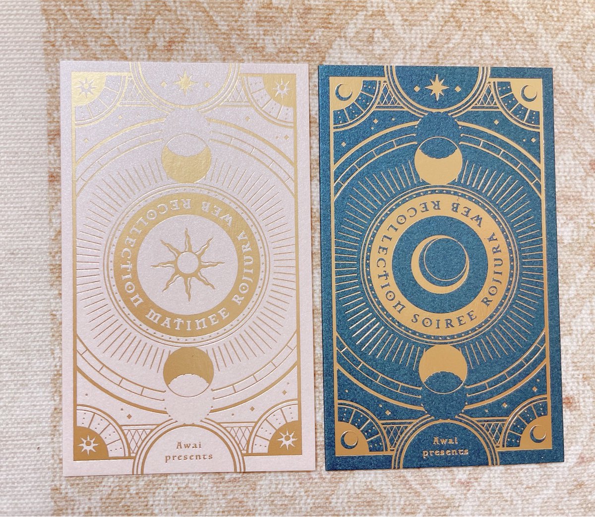 web再録集につけるしおりが届いたけどとてもきれいに箔を押してくださってる…。
名刺サイズ/全面艶消し金箔