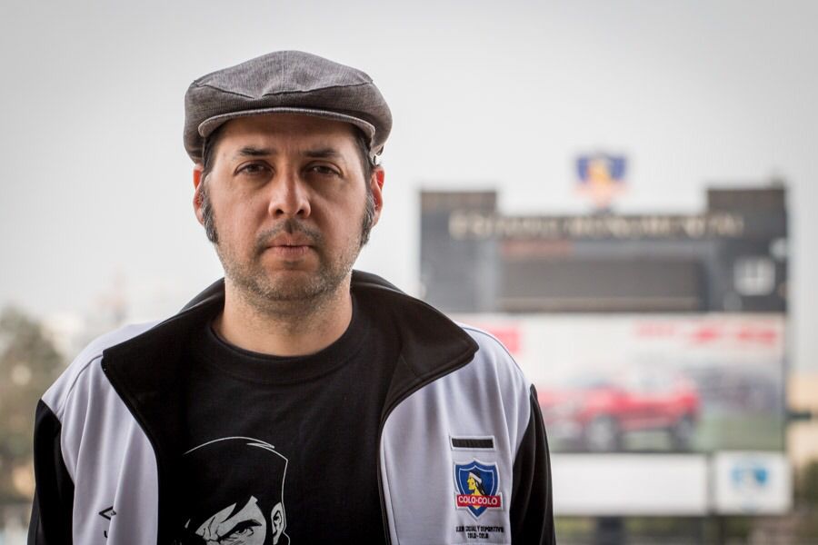 radiousach's tweet photo. ⚽️🎙️ Un día como hoy, hace 97 años, fue fundado Colo Colo.

Los #SecosDelVAR conversan con Pavel Piña, director de patrimonio del CSD @ColoColo.

AHORA
📻 94.5 FM
📺 50.1 @stgo_tv 
💻 https://t.co/4kpqm8GgKZ https://t.co/Ts394qxrSx