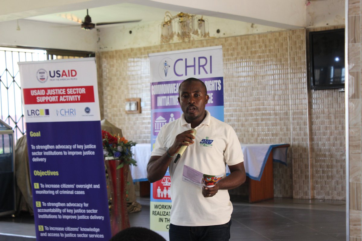 CHRIAFRICAOFFIC's tweet image. Happening now is a townhall meeting on citizens' role on the Ghana Case Tracking System (CTS) and the relevance of using Alternative Dispute Resolution (ADR) in resolving cases at Asokwa, Kumasi.

This activity is supported by @USAID 

#JSSActivity 
#NoBarrierToJustice