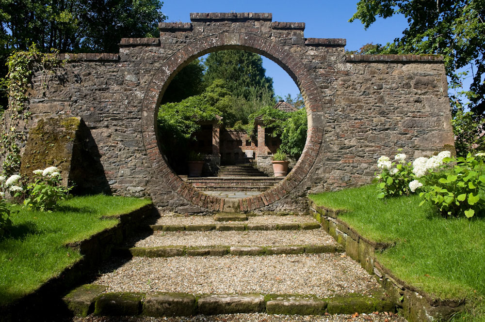 DrenaghGardens's tweet photo. Explore Our Gardens: The Moon Garden 🌕
This garden contains around 30 or so little alcoves in the back wall, each with its own sandstone lintel. These were most likely used as bee boles - a practical method of keeping bees before the invention of modern bee hives. 🐝 . #Drenagh https://t.co/60cSukQVAB