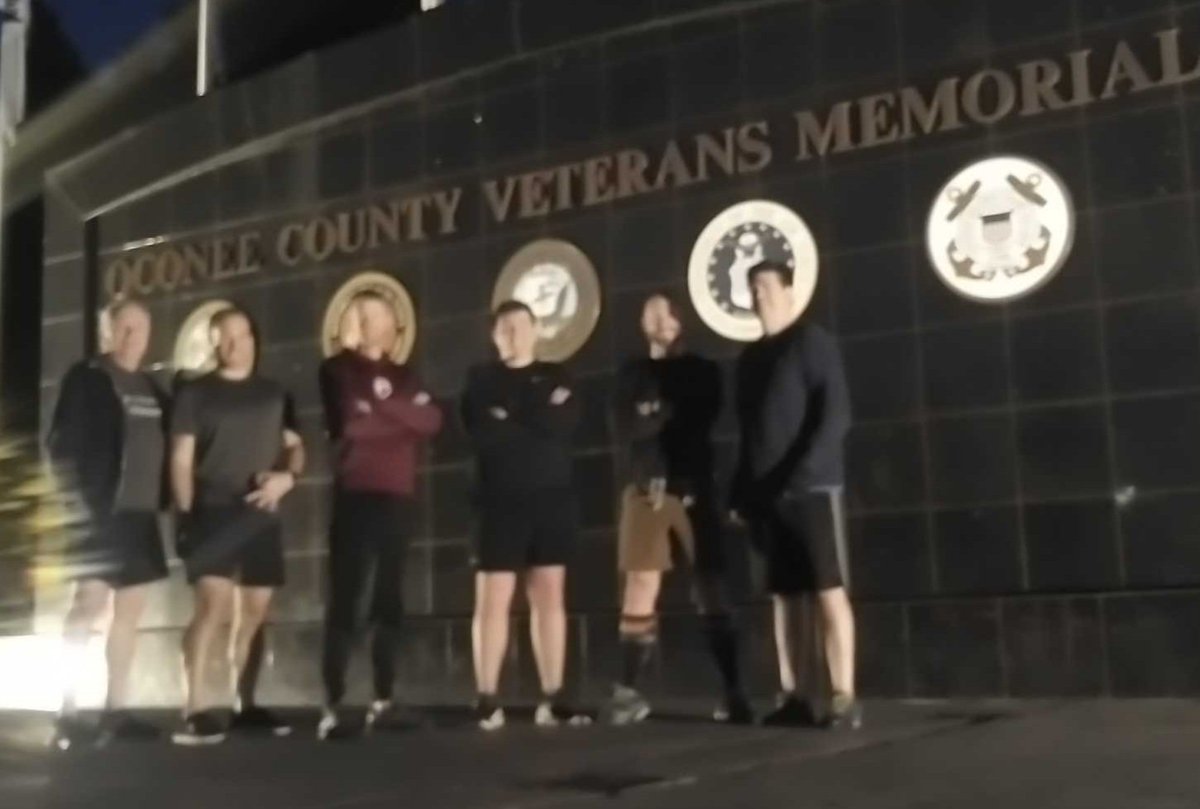 GregSchutz's tweet photo. @F3ClassicCity 

6 PAX complete the Tour de Pork Chop Hill. Welcome back Cheese Steak! And, great to have NAFTA joining us! Height of the tour was all the piggies in a Big Bad Wolf parade (Weighted Lieutenant Dan). https://t.co/LVqV4WpUPN