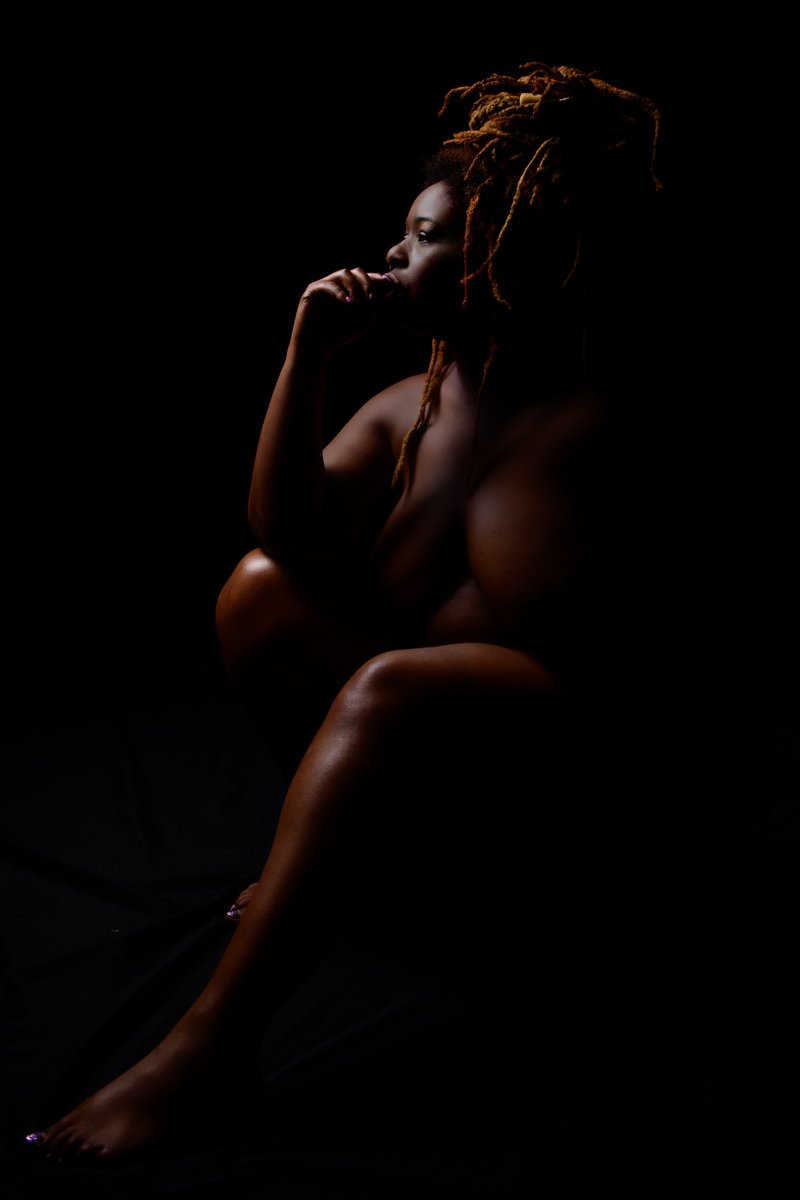 RabbitIsTwisted's tweet photo. "Brown skin girl
Your skin just like pearls
The best thing in the world
Never trade you for anybody else..." - India.Arie
Sweet Enigma Photography
Model Me
#brownskingirl #blackmodel #plusizemodel #locstar #dreadlocks https://t.co/RQqQpwn9tZ