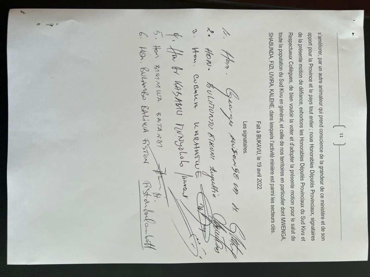 etiennemulindwa's tweet photo. Le ministre des mines #Sud_Kivu #Bulindi sous le coup d'une motion de défiance. @TheoKASI membre de L'@afdc_a1 du Président du Sénat @PLukwebo, il est accusé de facilite l'exploitation illicite des minerais notamment ds le #PNKB @IccnRdc @MinMinesCD @CongoMines https://t.co/cOfFej06Yu