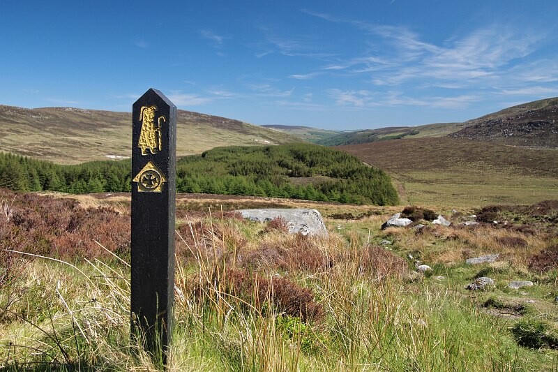 irishspiritmag's tweet photo. St. Kevin’s Way in Co Wicklow is a linear, 30km pilgrim trail from Hollywood to Glendalough. It follows the journey of St Kevin to find a monastic settlement in the heart of the Wicklow Mountains.
Duration: 8 hours
Difficulty: Moderate
#pilgrimpath #pilgrimpathsweek #50bestwalks https://t.co/WHqrTEkikq