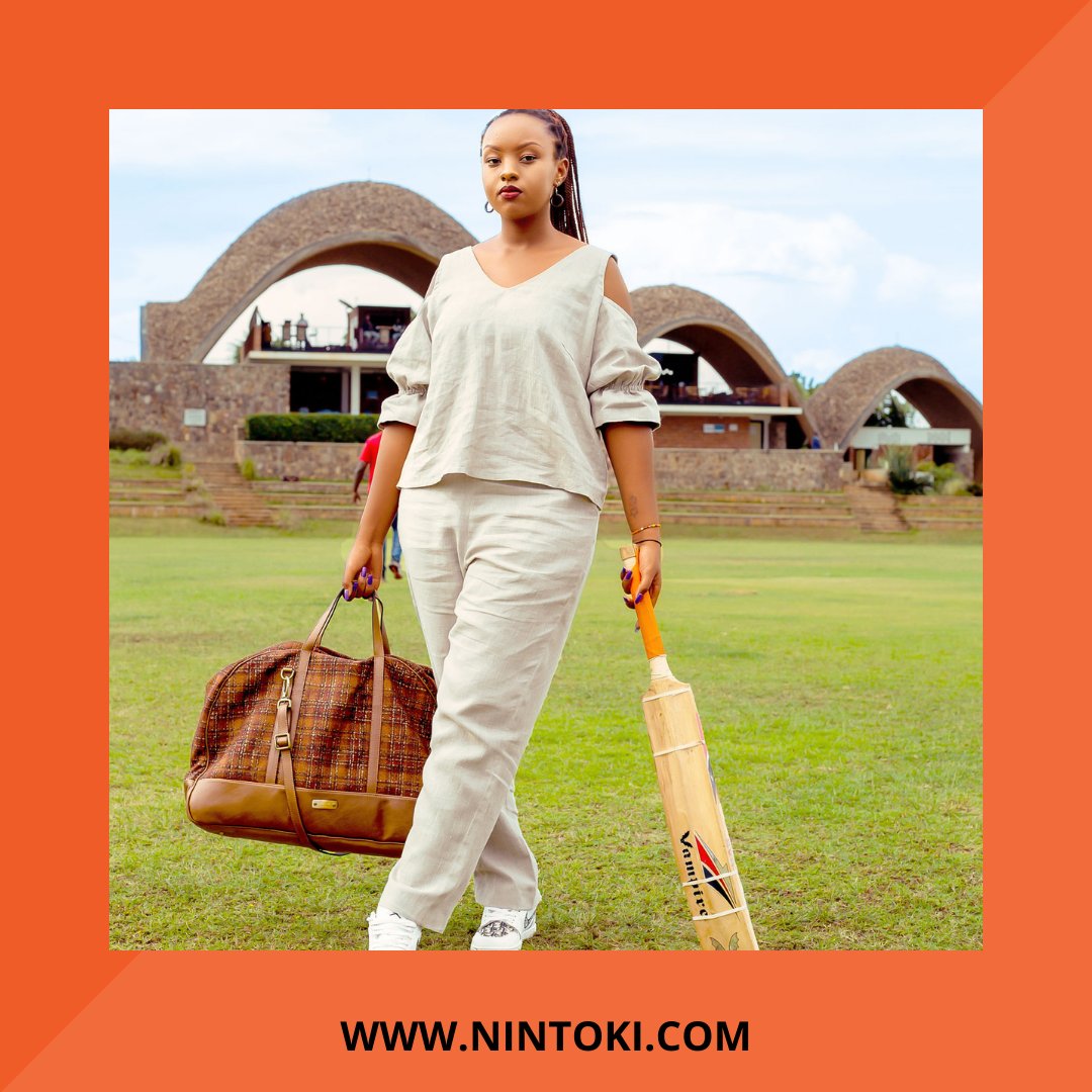 Go travel and spread good vibes with our Mugenzi tartan weekender bag! Available <a href="/studio_rwanda/">Vision studio rwanda</a>.

F/W "IWACU" Collection 21.

#Rwanda #RwOT #kigali