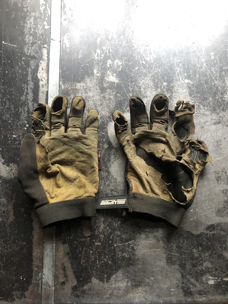 I took a good winter off of Twitter but happy to be back for another growing season. My winter full of tree work can be described with one picture #useemtillyouloseem