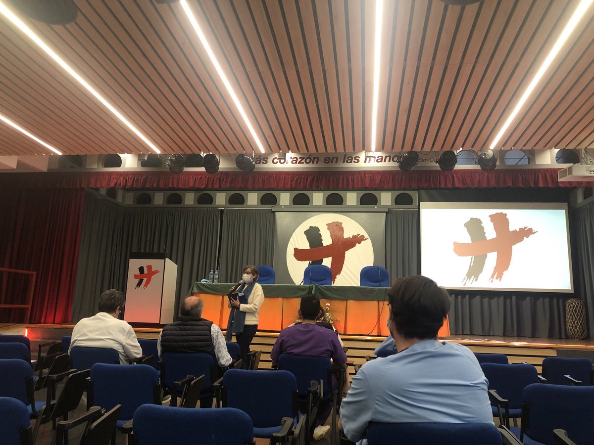 rosaruizarmi's tweet photo. “Reconocer que la Iglesia está quebrada institucionalmente, no es criticar a la Iglesia ni a su jerarquía. Es ser fieles a un diagnóstico para acertar con el tratamiento y sanar a esta Iglesia enferma” ⁦@Crisinogessanz⁩ hoy en San Camilo ⁦@Humanizar_es⁩ #sinodo https://t.co/tdy5wpDGHS