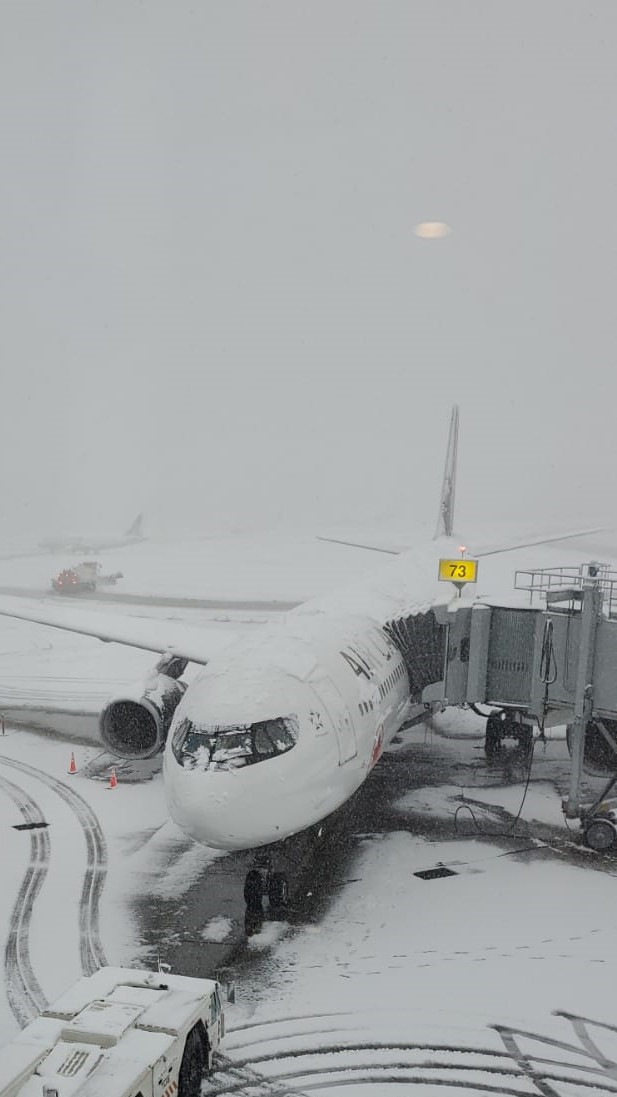 PrimeNursing's tweet photo. Good Morning from #Montreal! 🥶                #AirCanada #CommercialMedicalEscort #Canada #Travel #Winter #Freezing #MedicalRepatriation https://t.co/ngm8Oxh7o9