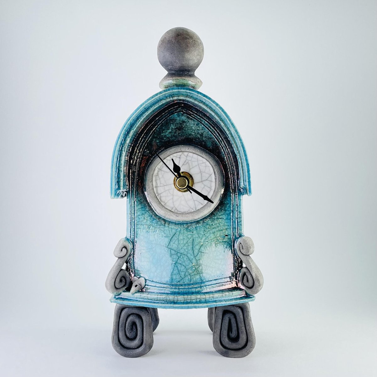 There fabulous works of art also tell the time....... Back in stock and always hugely popular. #ceramicart #funkyclocks #shopindependent #rakuware