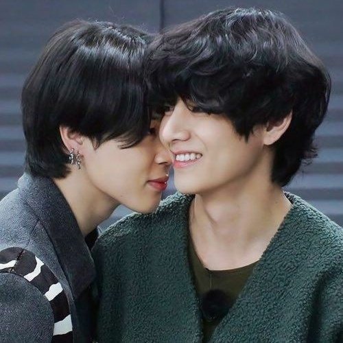 ccvminie's tweet photo. buen día vminies y al vmin, dejo las metas del ost de mimi y las metas de abril de tae 
-🐞 https://t.co/drQAW4ATda