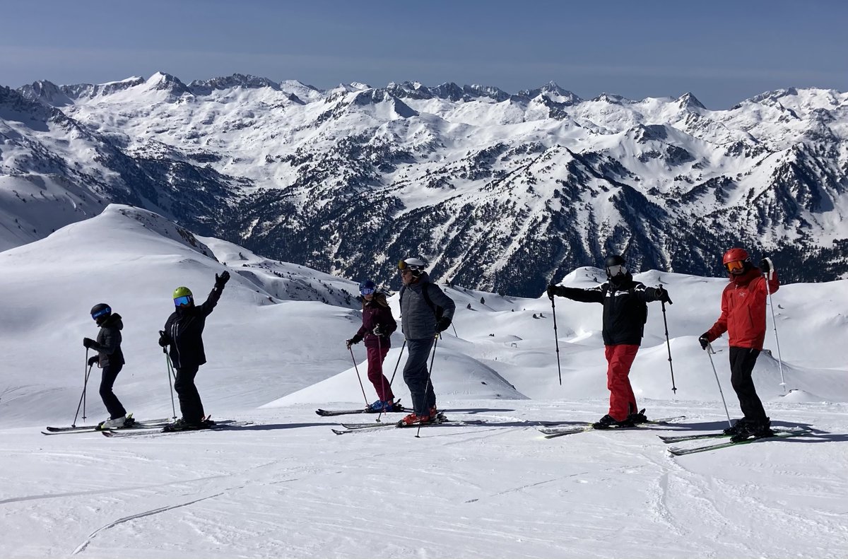 Winter Ski Courses 2022/2023 - We are now taking bookings. If you are looking for bespoke family/group bookings please let us know.  We can arrange ski packages in the wonderful resort of Baqueira Beret,  Spain.  Contact us: skidefinitionbookings@gmail.com/www.skidefinition.com