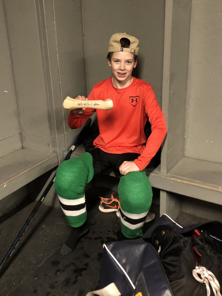We took a 5-2 loss to the <a href="/2020Bns/">BNS_Wolverines_2021/22</a> today in a warmup scrim for Provincials, but this guy had some slick passes and scored in our effort. Great job HP, and now we head to Provincials! 💚🎉#wilddogshowling <a href="/DJHLnews/">@djhlnews</a>