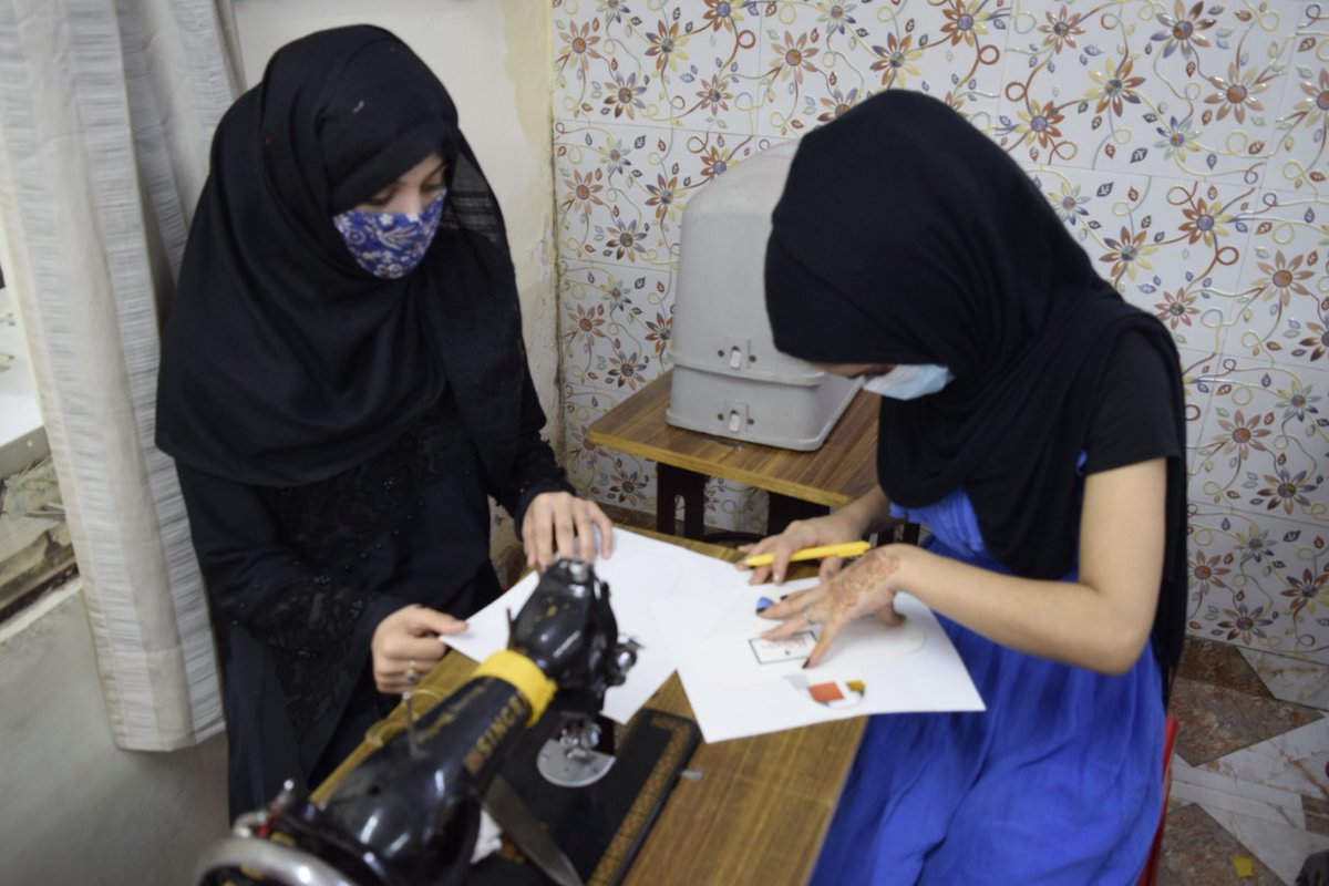 PeacePalace's tweet image. In 2021, @PeacebdgProject was awarded the #Youth #Carnegie #PeacePrize. The volunteers wrote a blog about their organisation and international projects, such as training and #supportingwomen from #Afghanistan: vredespaleis.nl/blog-by-the-pe… #inspiring #goodread #intlaw #peacebuilding