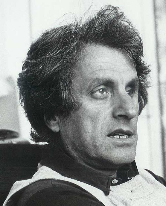 anaclasemusique's tweet photo. Week-end #Xenakis Philharmonie de Paris #LesSiècles Isabelle #Faust François-Xavier #Roth #ALAX – Gilles #Charlassier signe le dernier épisode de notre feuilleton https://t.co/j8MIsqrHkZ https://t.co/aQr5QISgtn