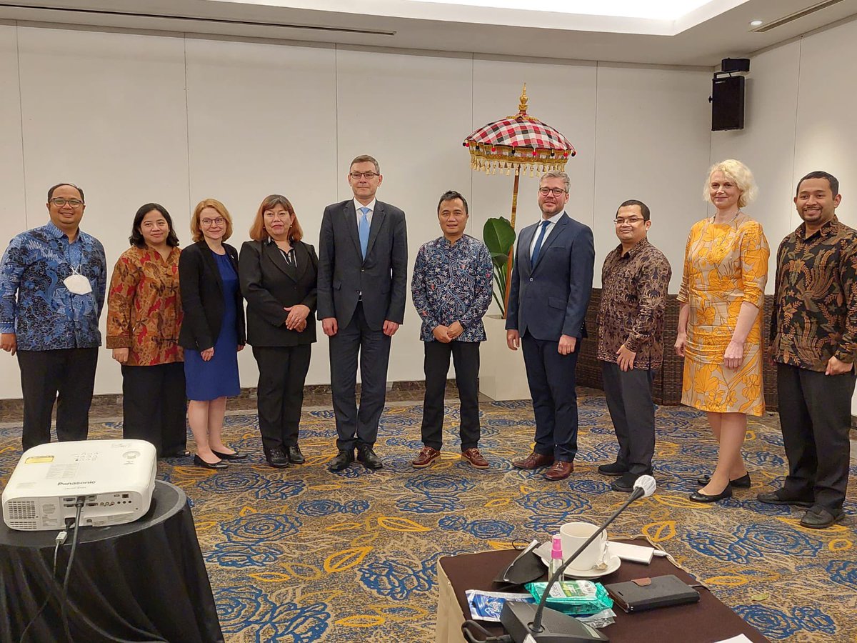 Indonesia and Estonia concluded the 7th Bilateral Consultation satisfactorily and agreed to follow up the deliberations in due course. Looking forward for the 8th Bilateral Consultation in Estonia. #inidiplomasi <a href="/Kemlu_RI/">MoFA Indonesia</a> <a href="/MFAestonia/">Estonian MFA 🇪🇪 | 🌻 #StandWithUkraine</a>
